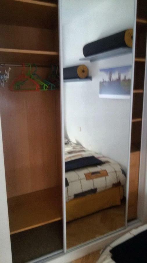 Modern B&B Somosaguas エクステリア 写真