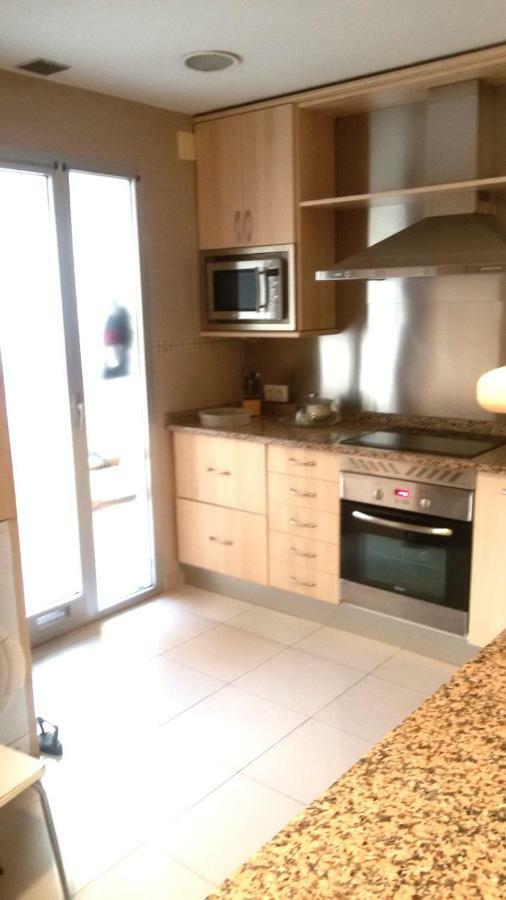 Modern B&B Somosaguas エクステリア 写真