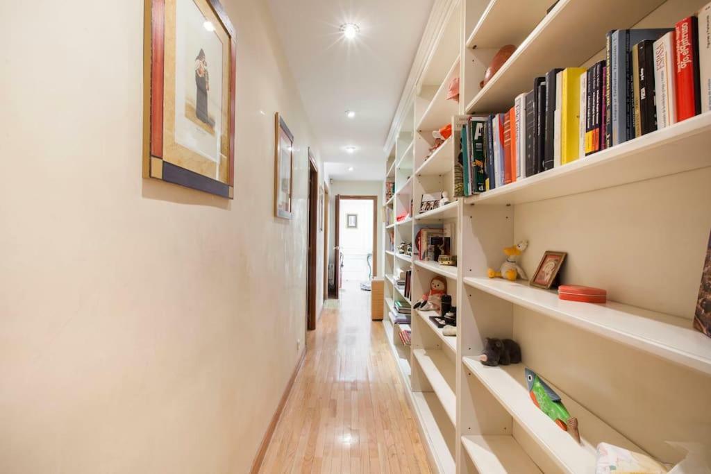 Modern B&B Somosaguas エクステリア 写真